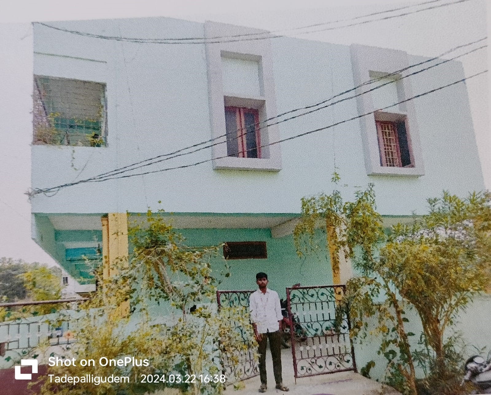 Individual House for sale in Tadepalligudem