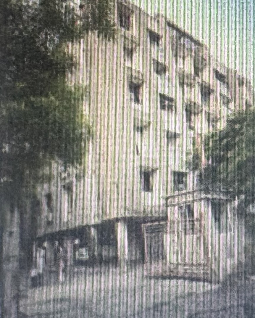 1040 square feet Flat for sale in Surat — photo 2