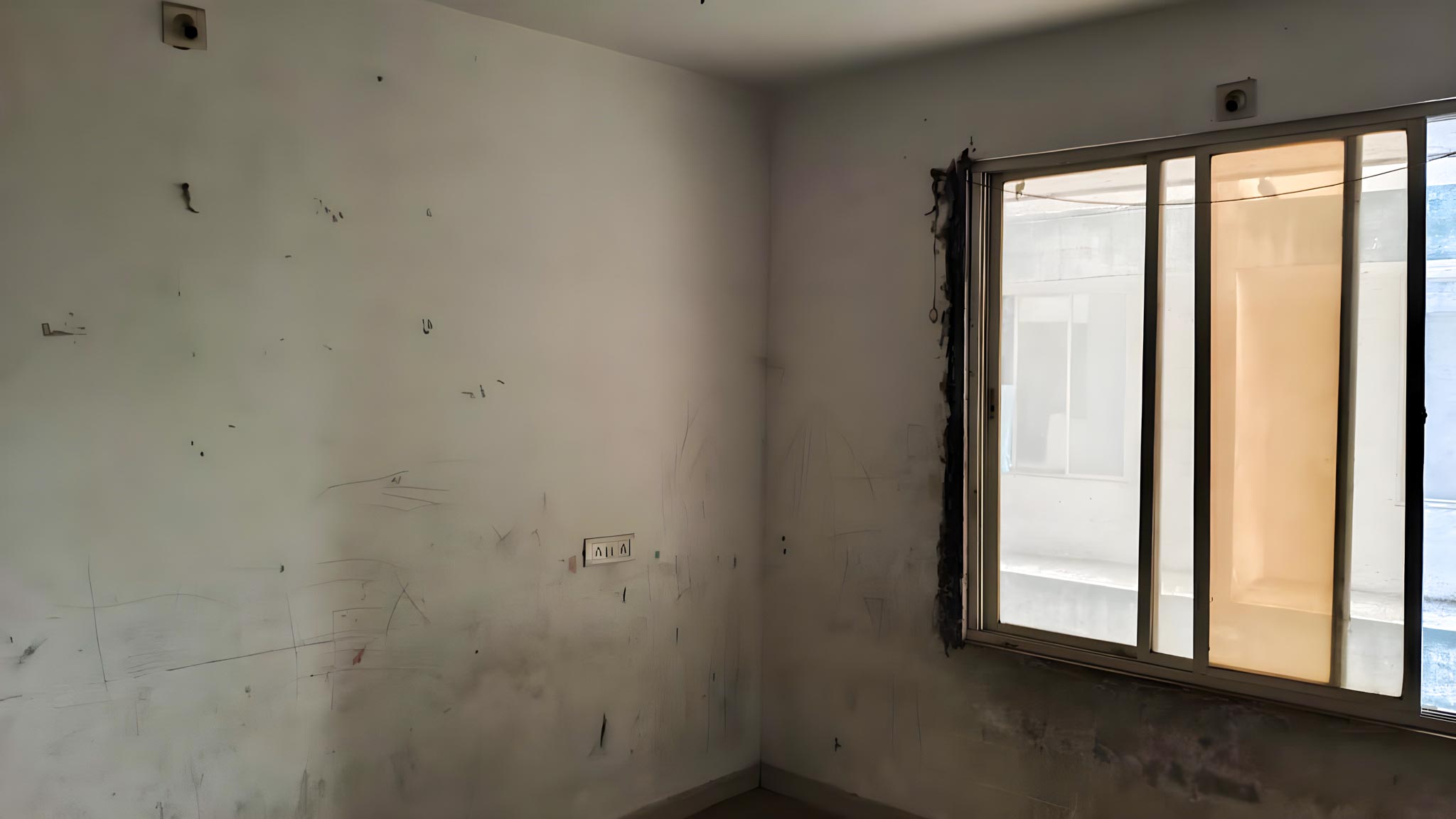 1040 square feet Flat for sale in Surat — photo 24