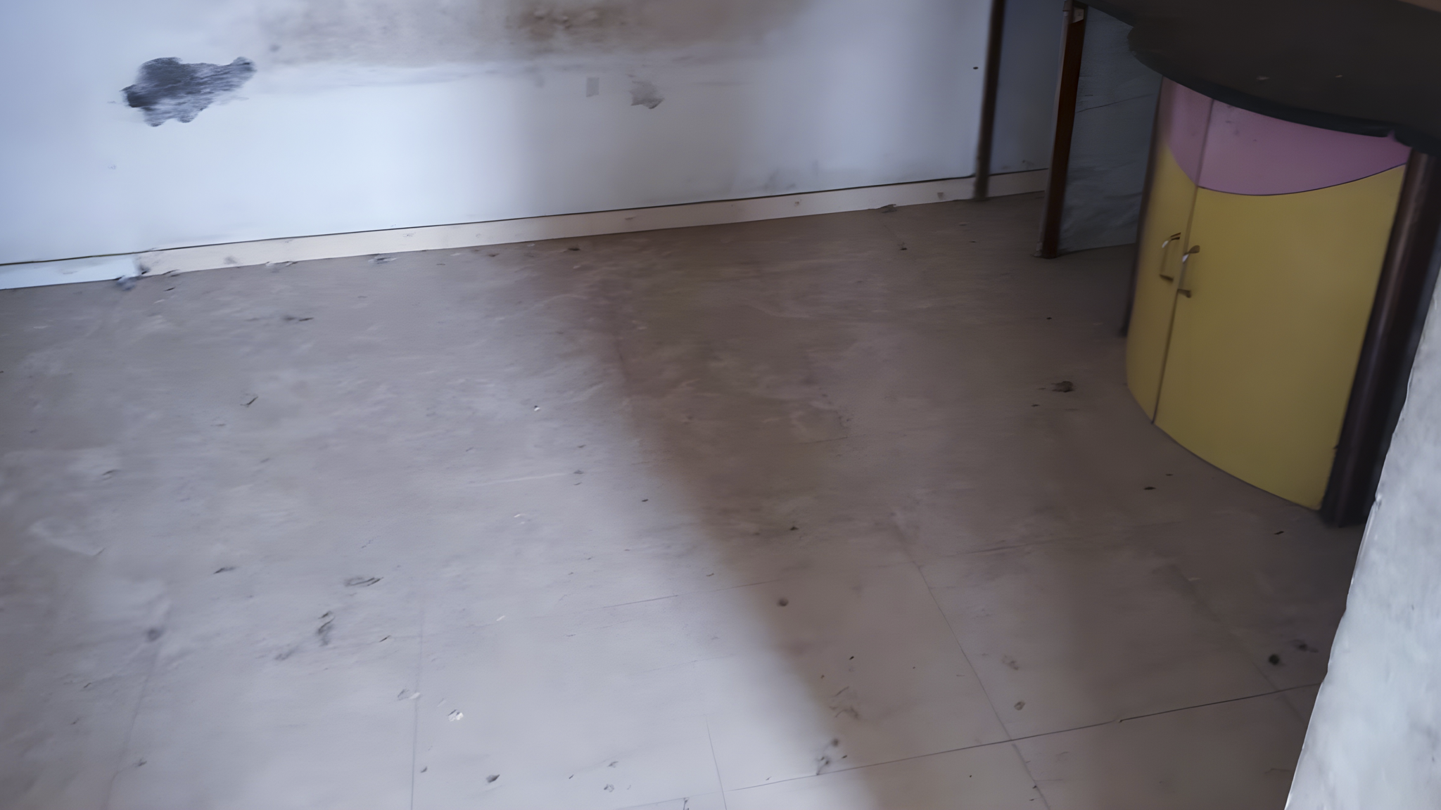 42.75 square meter Flat for sale in Surat — photo 11