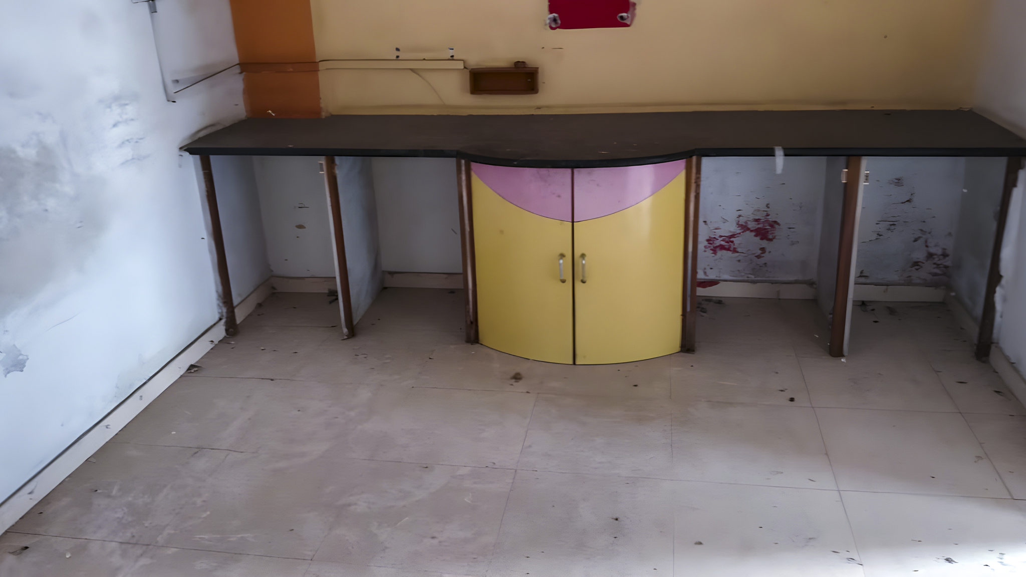 42.75 square meter Flat for sale in Surat — photo 10