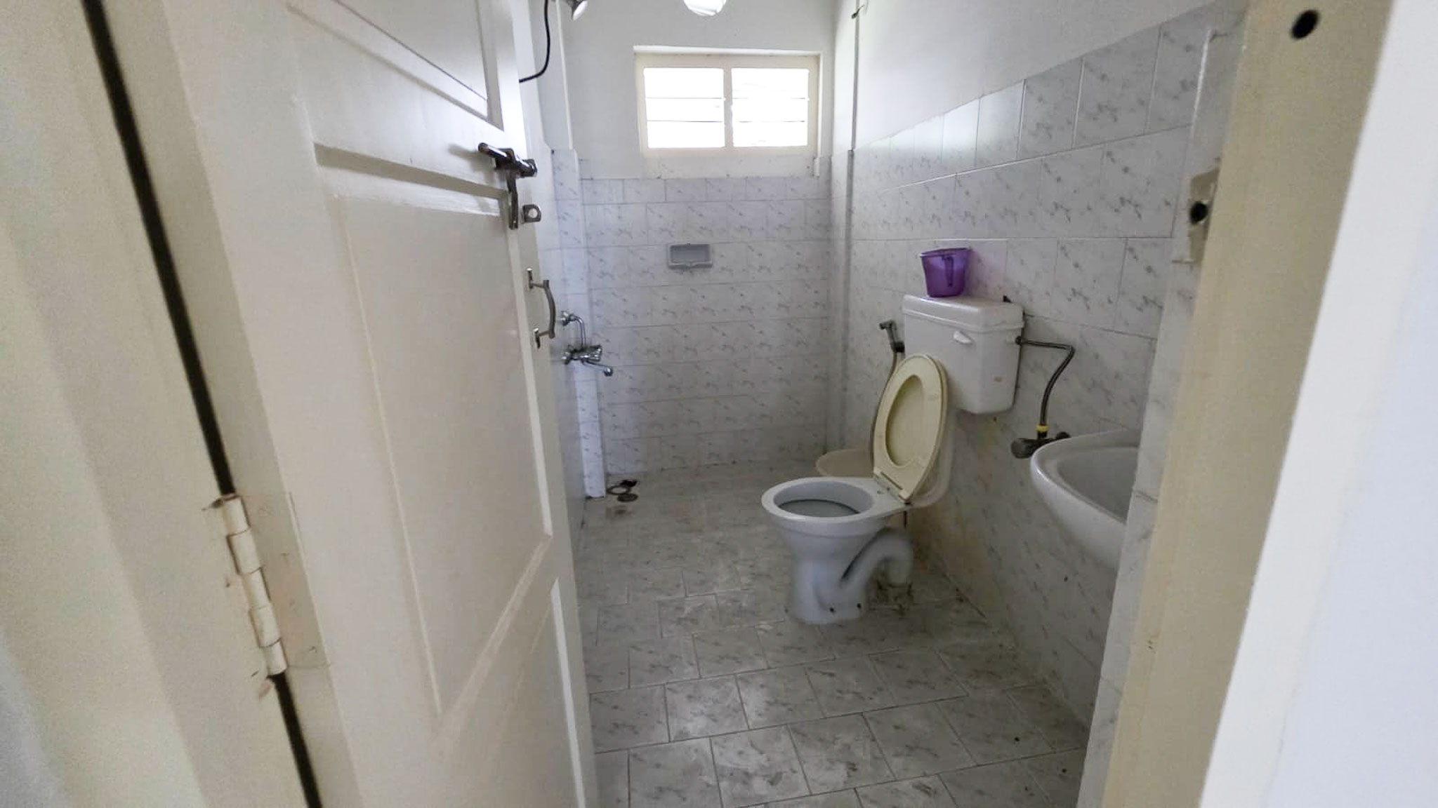2 BHK Flat for sale in EAST AVENUE APARTMENT, Kaloor Ernakulam Kochi — photo 16