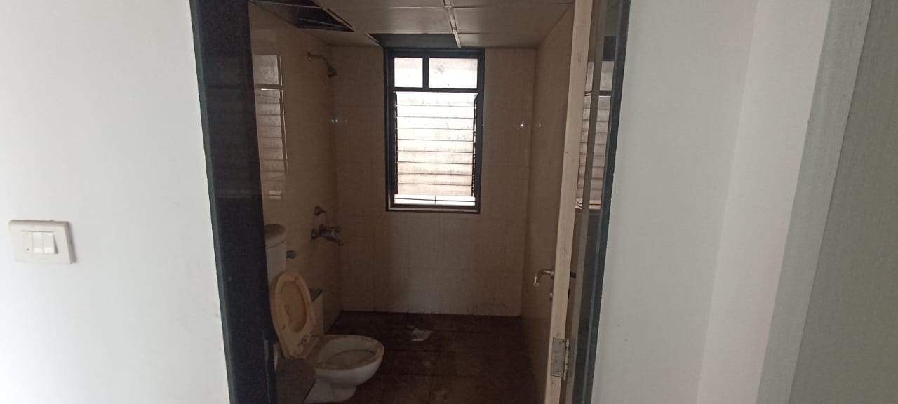 965 square feet Flat for sale in Pune — photo 3