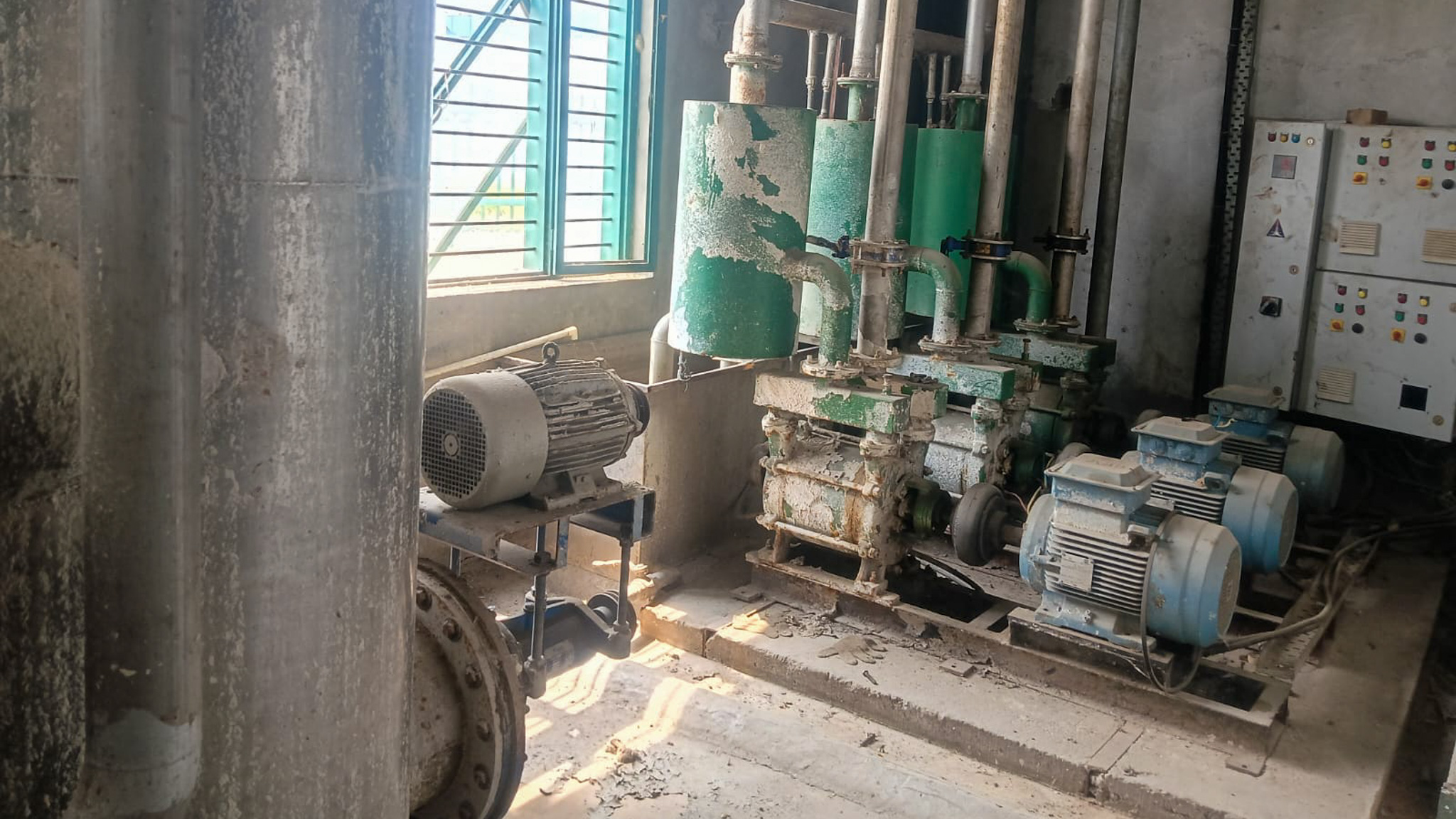 1137.53 square meter Hypothecated Plant & Machinery (Used for indulged in manufacturing various kind of disposable items like plates, bowls, glassware, cutlery etc. from the sugarcane bagasse) lying at Factory Premises. for sale in Reliance Model Eco — photo 11