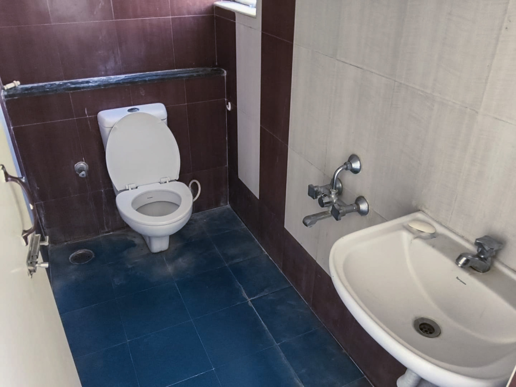 1550 square feet Flat for sale in Mahindra World City — photo 6