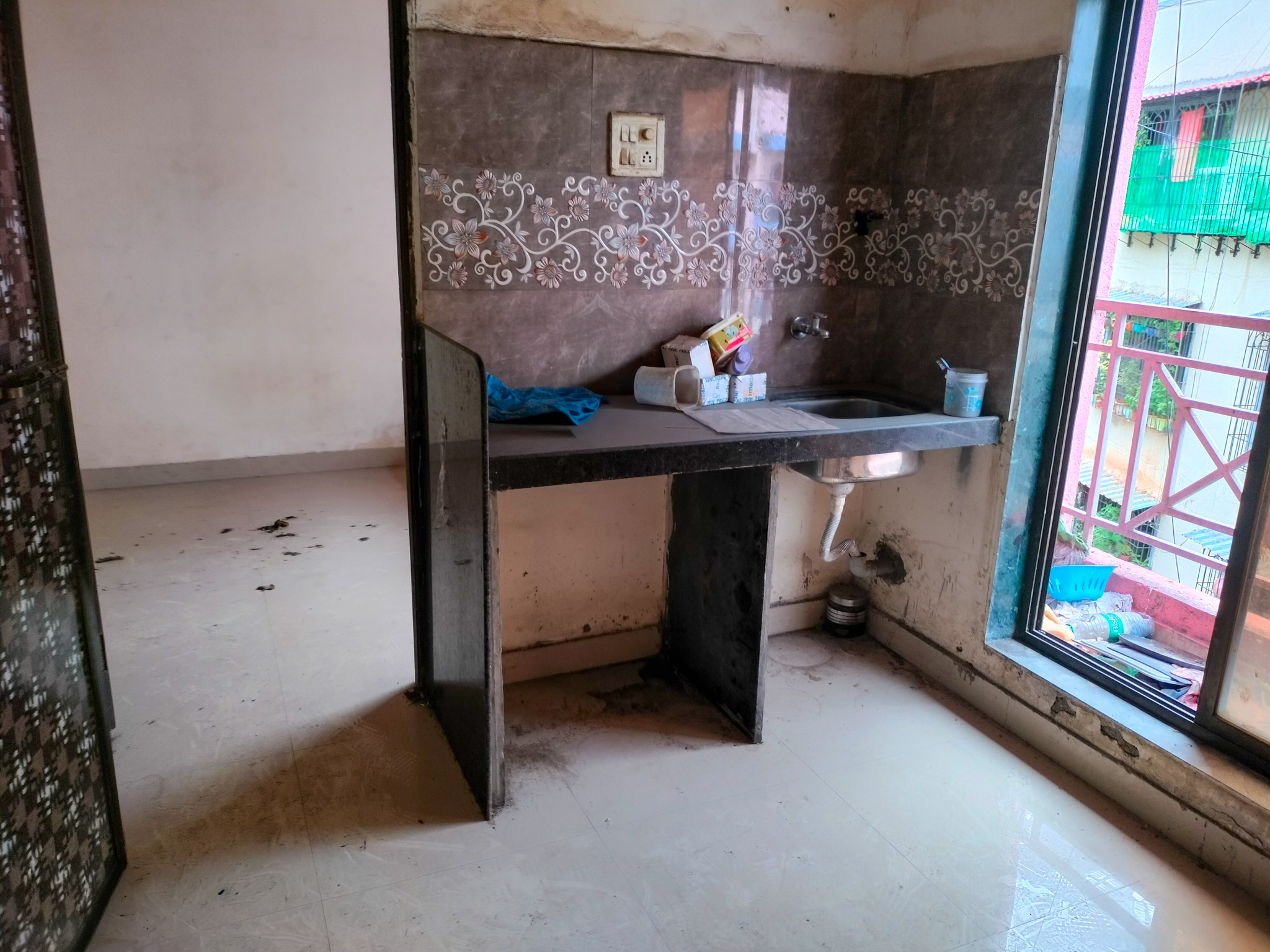 309 square feet Flat for sale in near to CBD Belapur station Navi Mumbai — photo 3