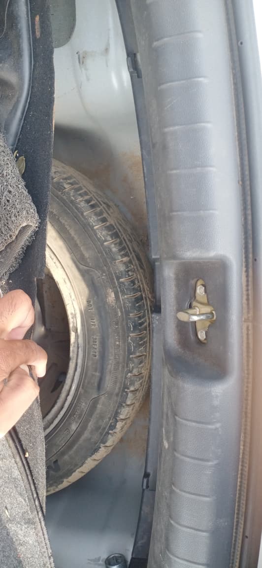 Vehicle Hyundai Aura CNG for sale in Kota Kota — photo 8