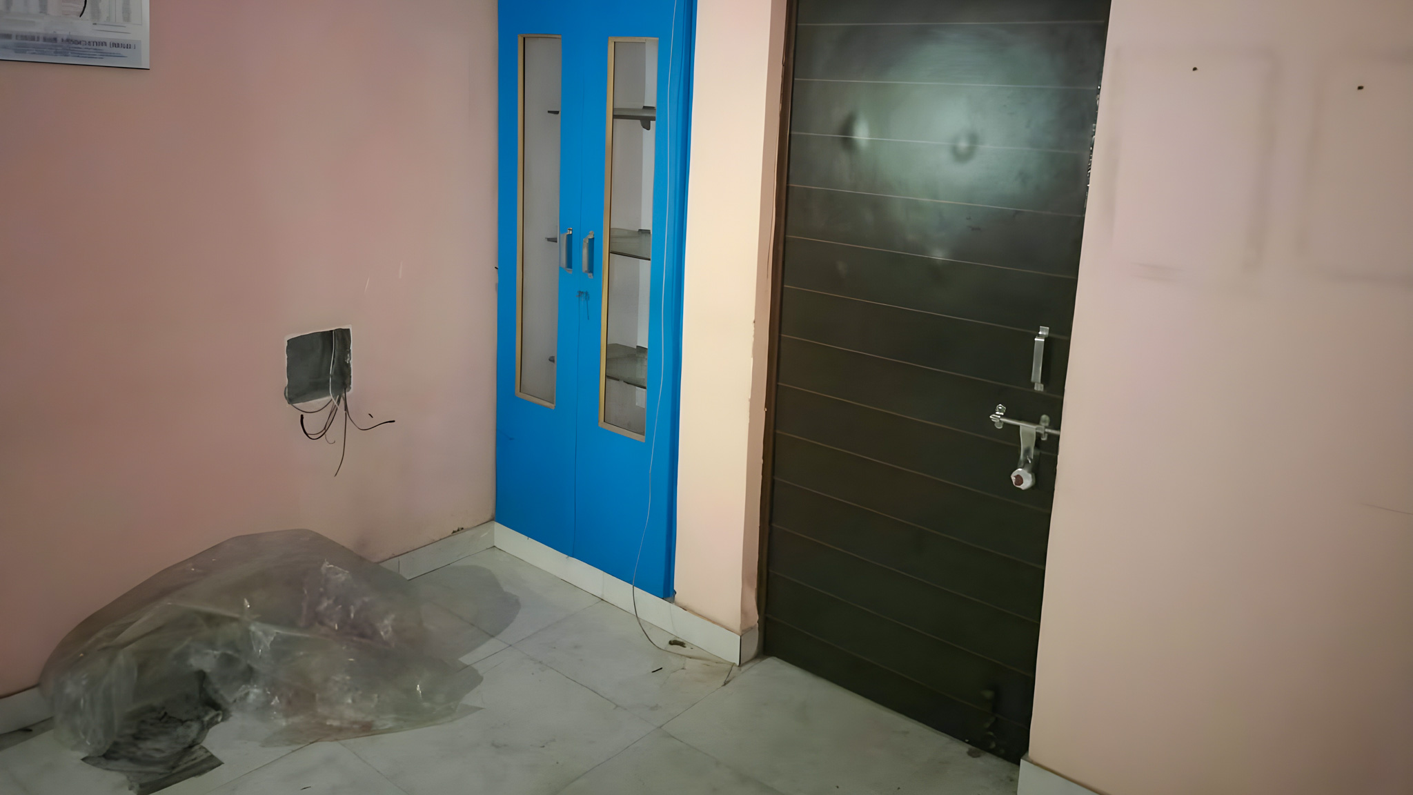1 BHK Flat for sale in DILSHAN GARDEN New Delhi — photo 11