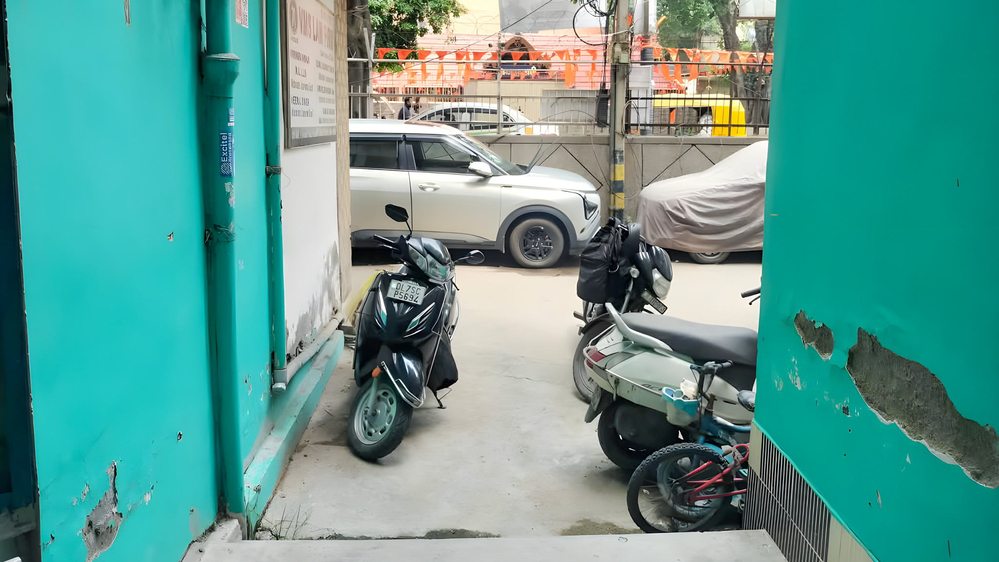 1 BHK Flat for sale in DILSHAN GARDEN New Delhi — photo 6