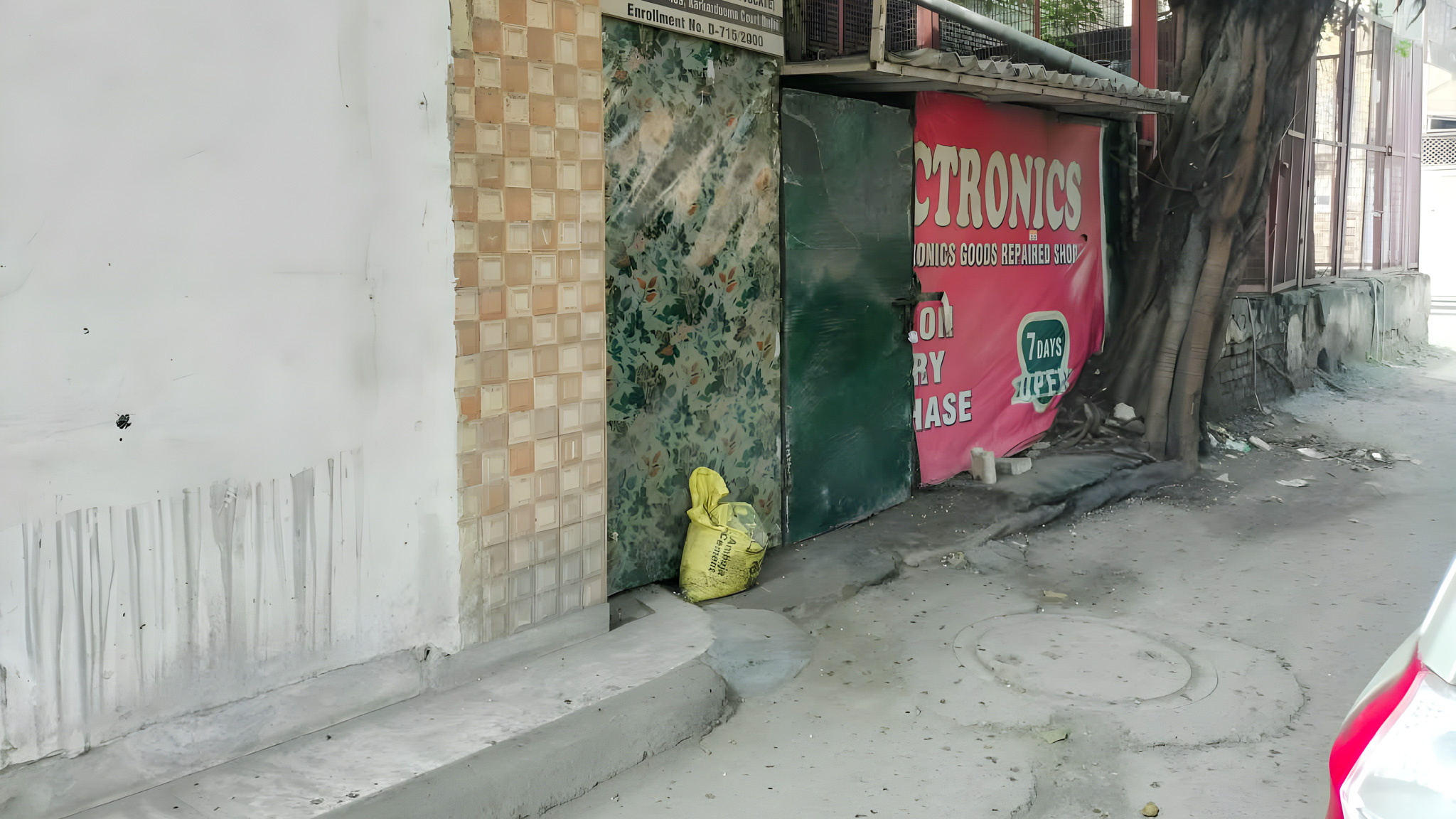 1 BHK Flat for sale in DILSHAN GARDEN New Delhi — photo 3