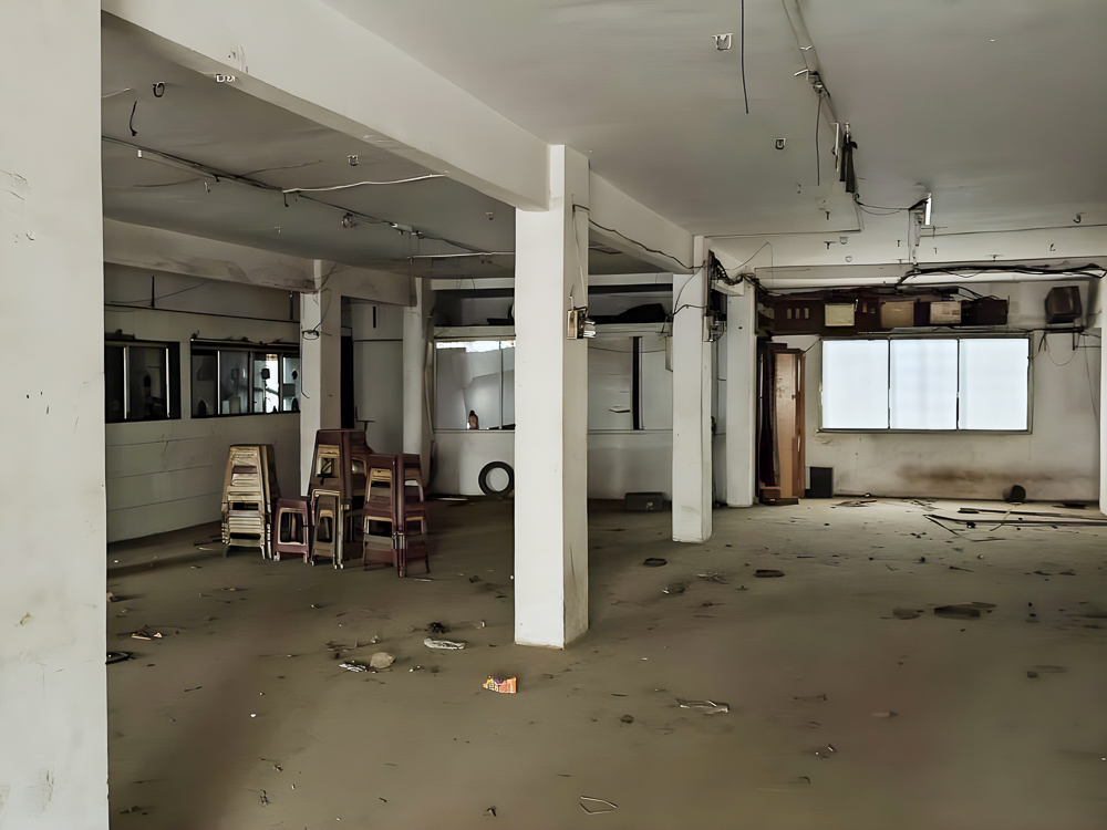 8834 square feet Shops for sale in Surat Surat — photo 5