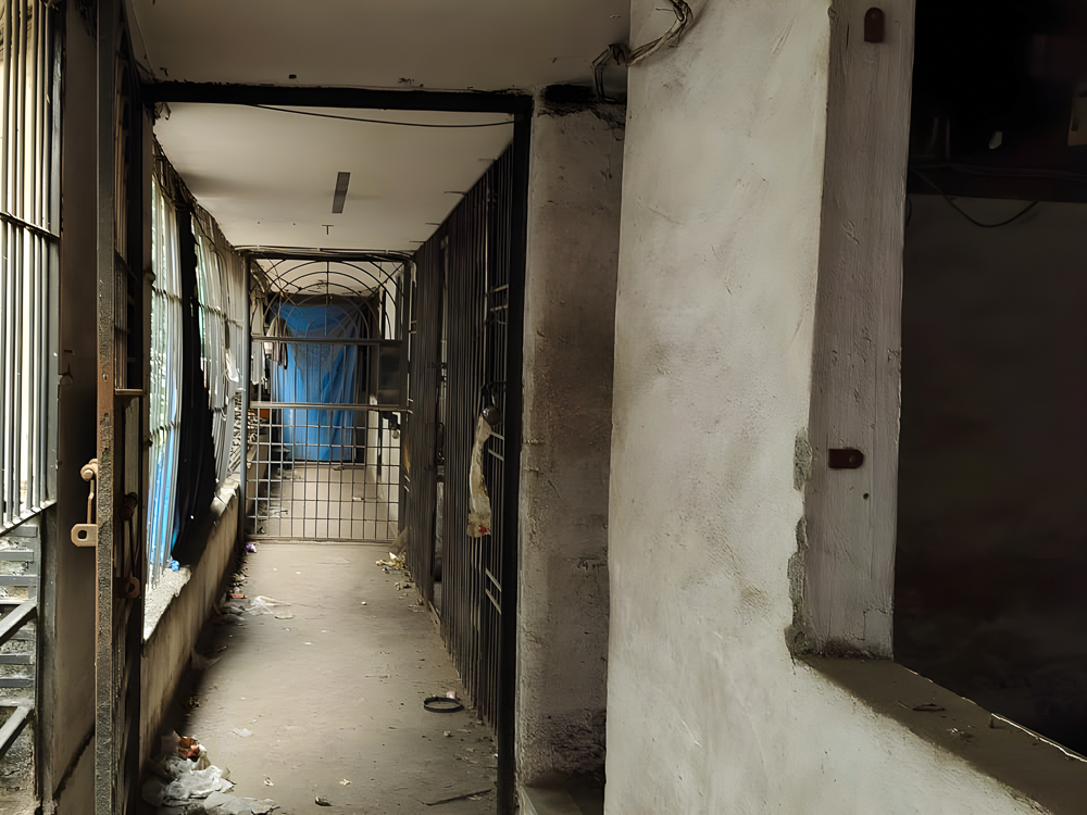 8834 square feet Shops for sale in Surat Surat — photo 6