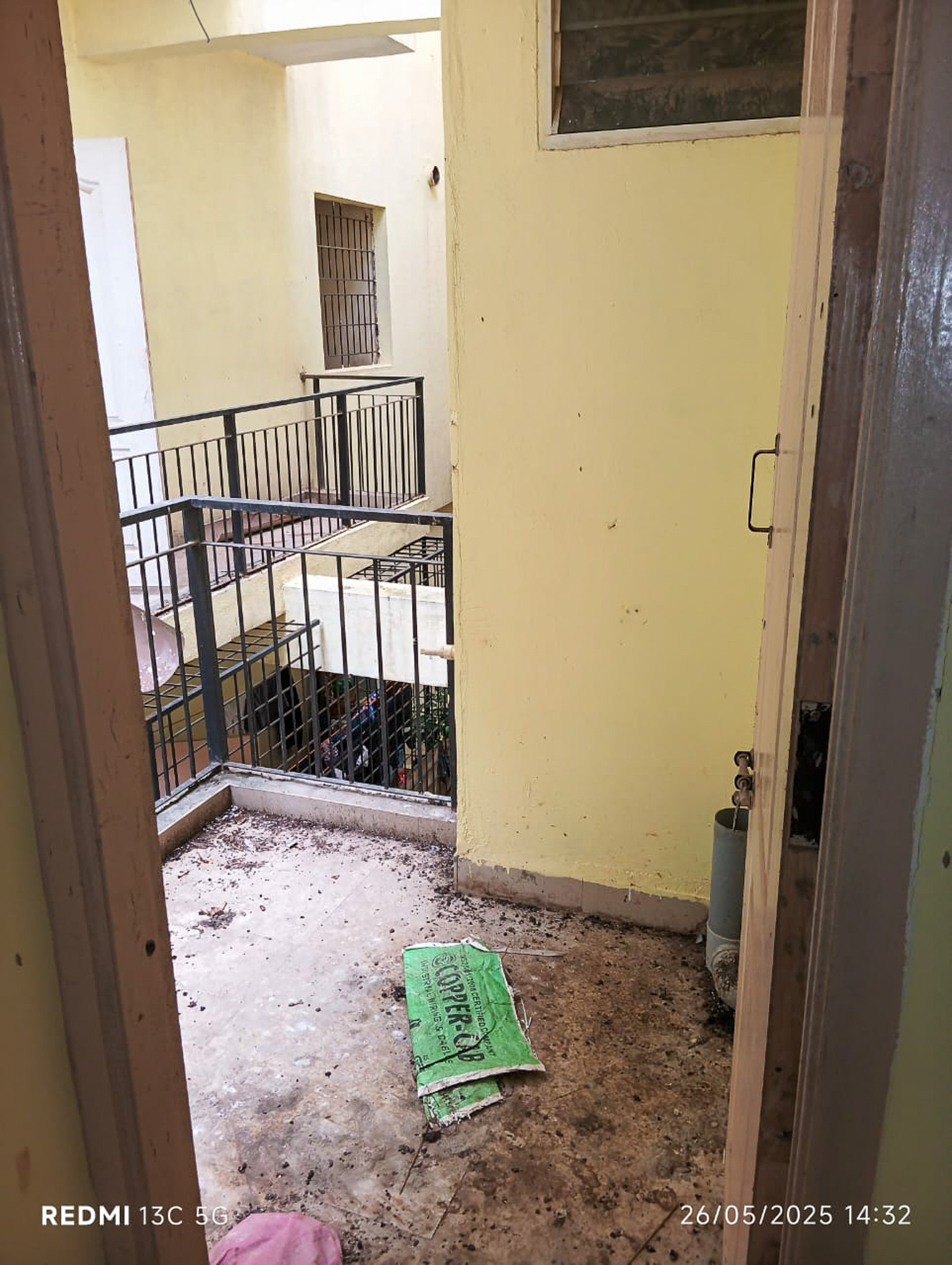 1232 square feet Flat for sale in BENGALURU Bengaluru — photo 7