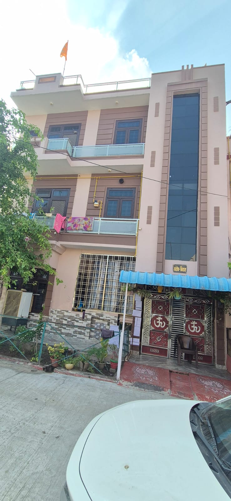 975 square feet Individual House for sale in Kota — photo 2