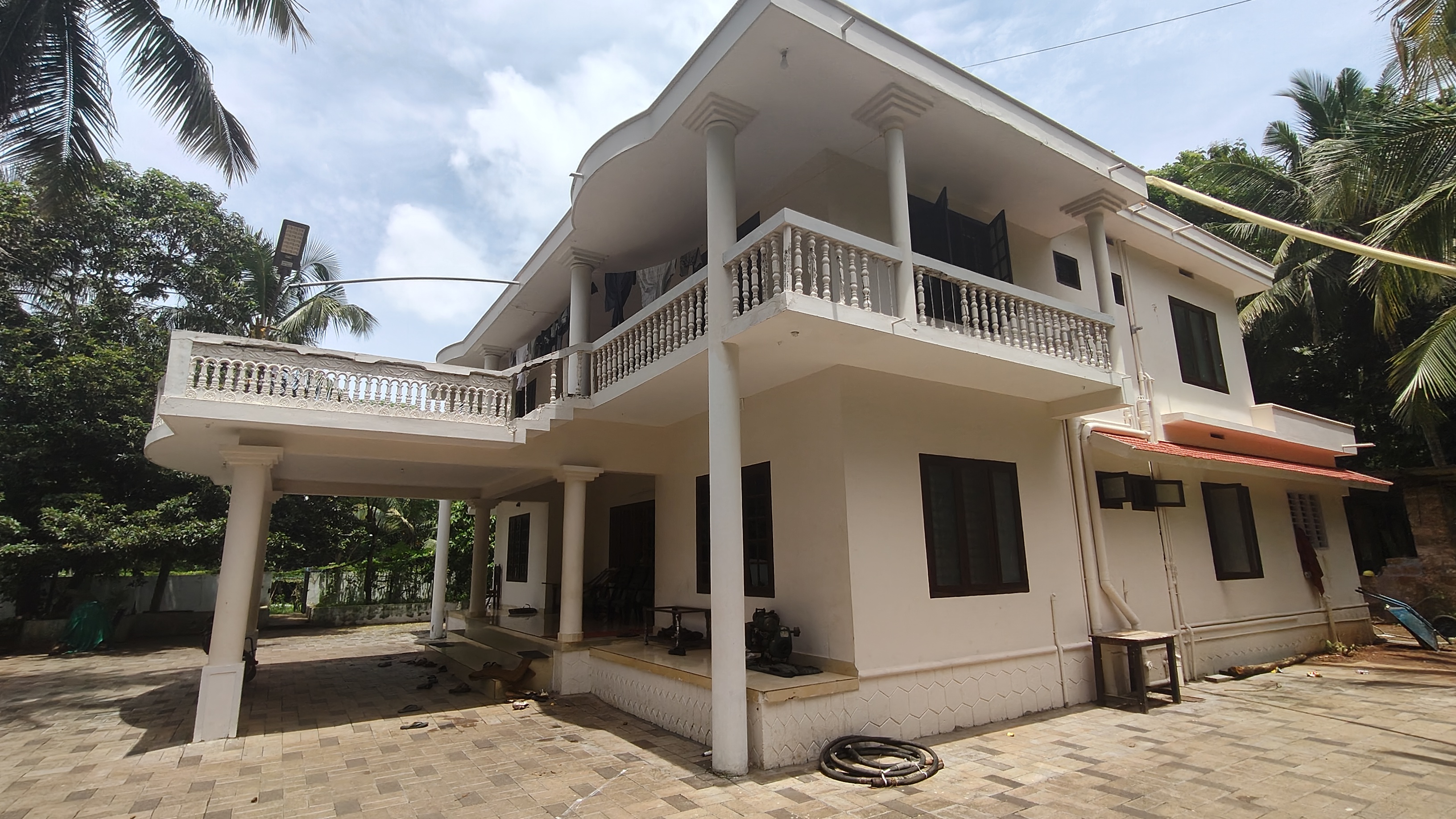 2300 square feet Individual House for sale in Chengala