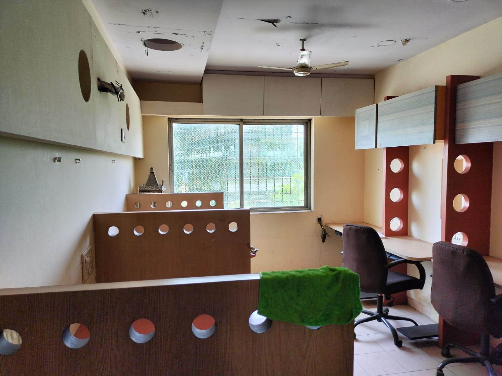 261 square feet Office for sale in Vapi Balitha — photo 3