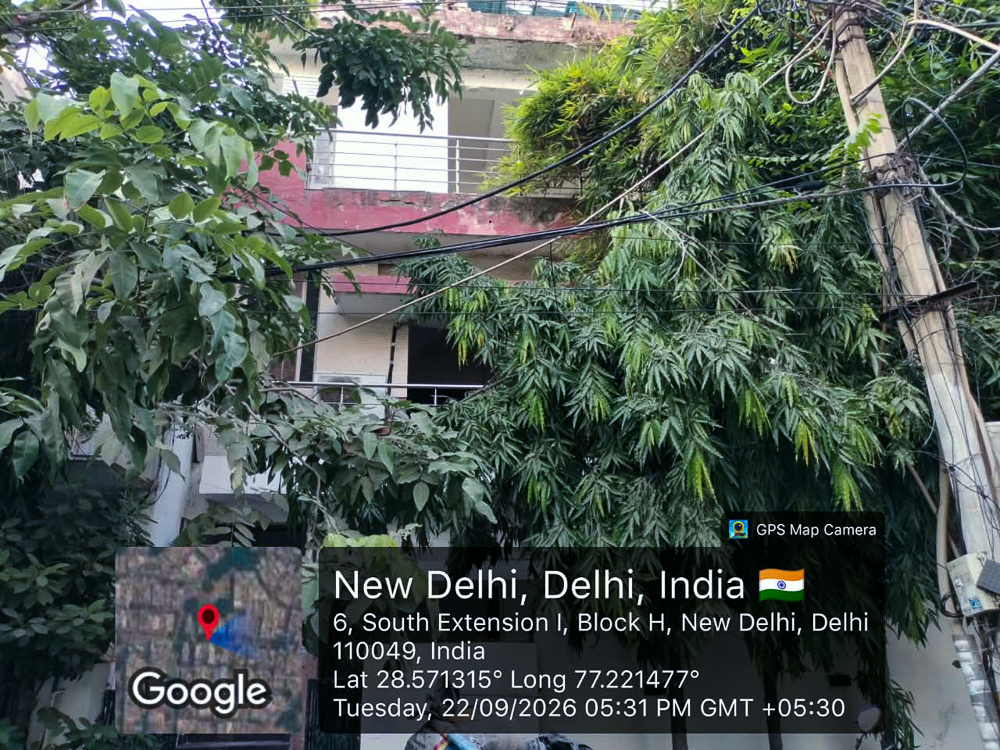 2 BHK Flat for sale in H -5 second floor Block H South Ext New Delhi, South Extention Part-1 New Delhi New Delhi