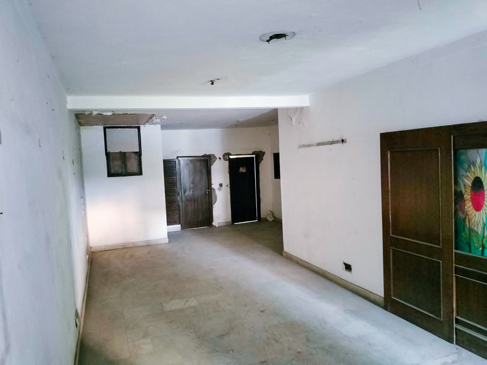 2 BHK Flat for sale in H -5 second floor Block H South Ext New Delhi, South Extention Part-1 New Delhi New Delhi — photo 5