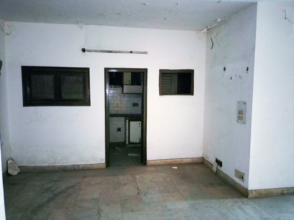 2 BHK Flat for sale in H -5 second floor Block H South Ext New Delhi, South Extention Part-1 New Delhi New Delhi — photo 4