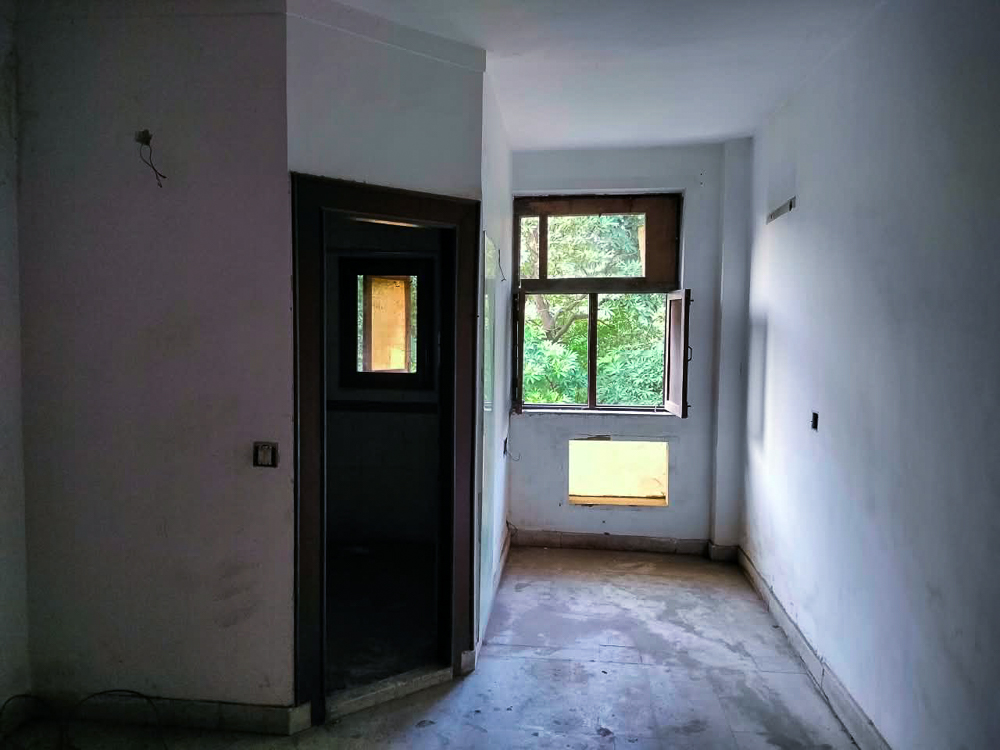 2 BHK Flat for sale in H -5 second floor Block H South Ext New Delhi, South Extention Part-1 New Delhi New Delhi — photo 12