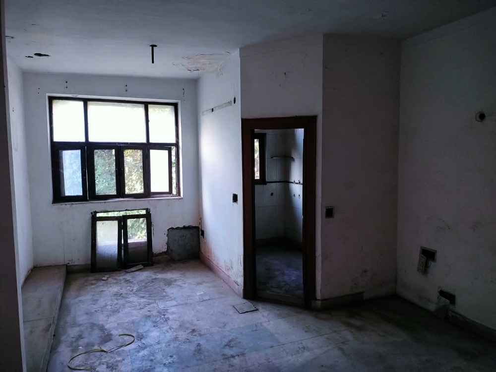 2 BHK Flat for sale in H -5 second floor Block H South Ext New Delhi, South Extention Part-1 New Delhi New Delhi — photo 13