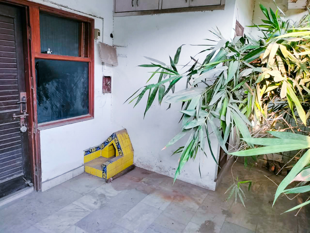 2 BHK Flat for sale in H -5 second floor Block H South Ext New Delhi, South Extention Part-1 New Delhi New Delhi — photo 18