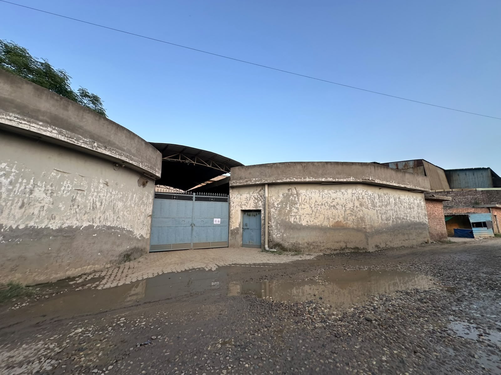 1694 square yard Industrial Plot with Factory Building for sale in VILLAGE-RAMGARH, SAHNEWAL LUDHIANA Ludhiana — photo 1