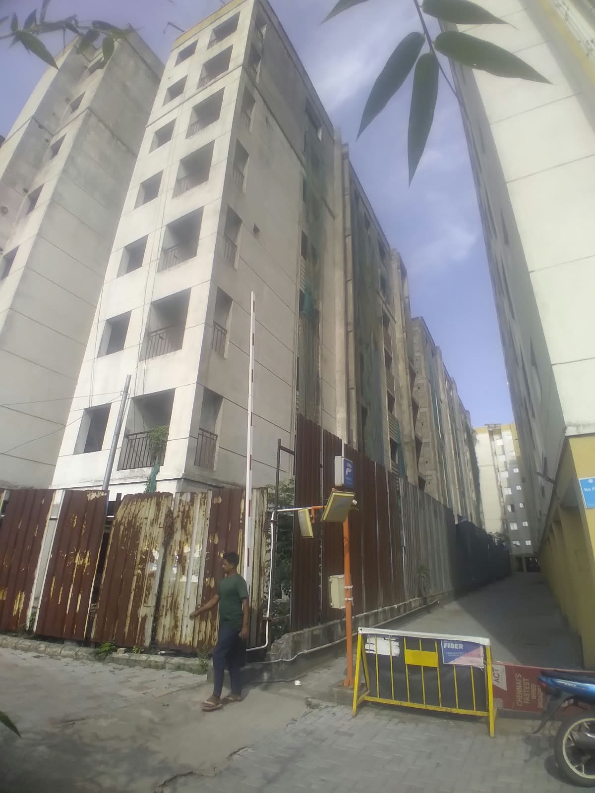 1 BHK Flat for sale in THE ROYAL CASTLE, THIRUMUDIVAKKAM Chennai — photo 1