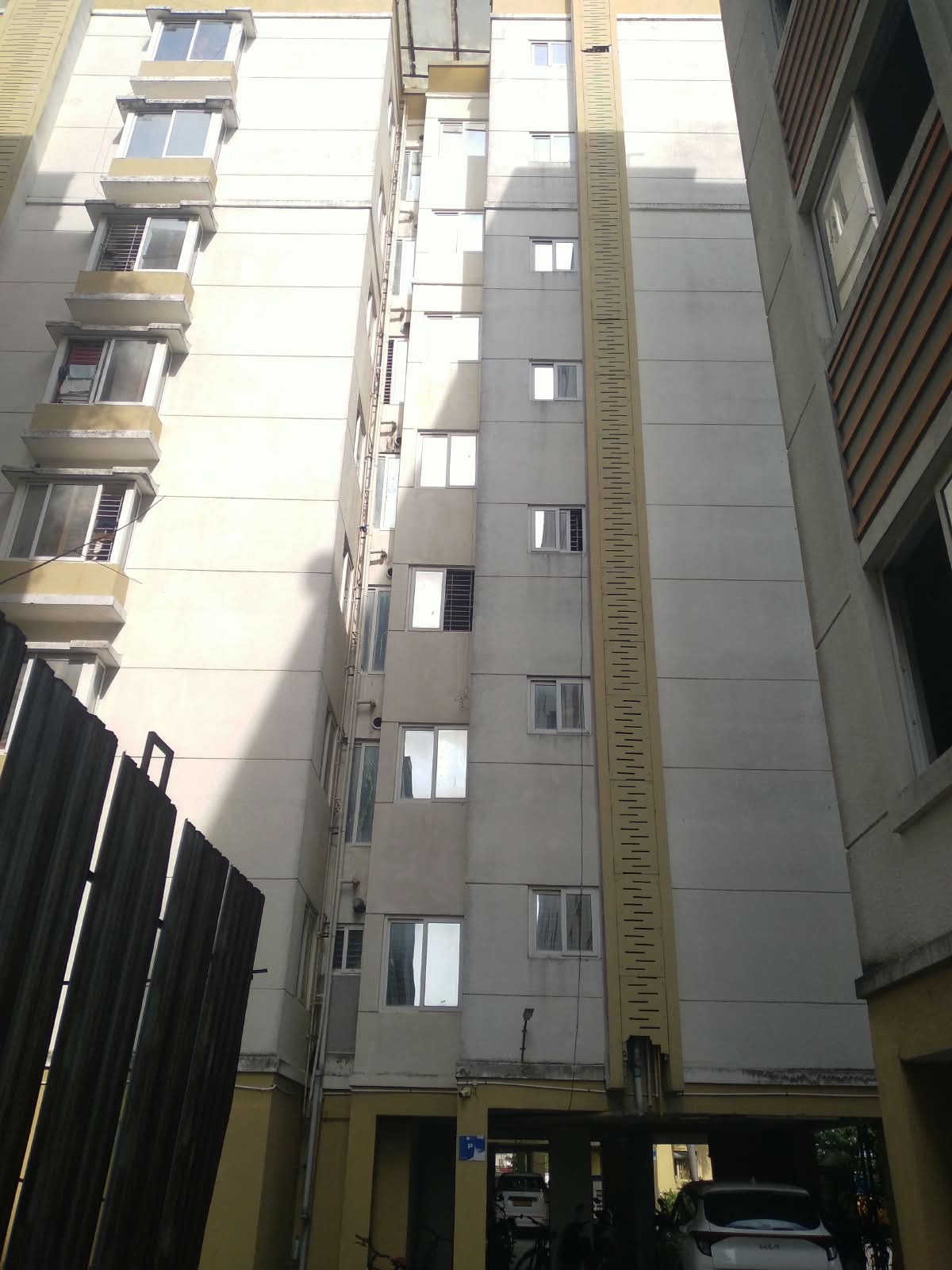 1 BHK Flat for sale in THE ROYAL CASTLE, THIRUMUDIVAKKAM Chennai — photo 2