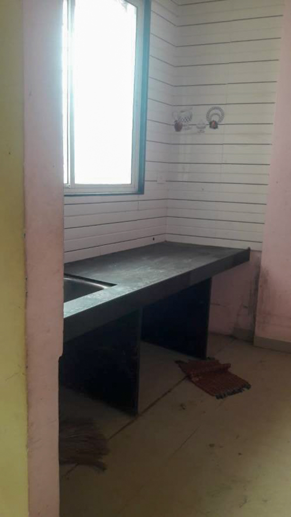 1 BHK Flat for sale in RAJDATTA RESIDENCY, SATARA Satara — photo 4