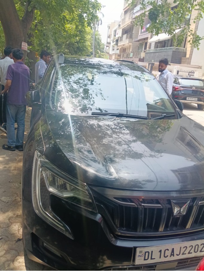 2024 Mahindra XUV700 AX7 SUV 30397 km 2 years for sale in Suraj legal services New Delhi — photo 3