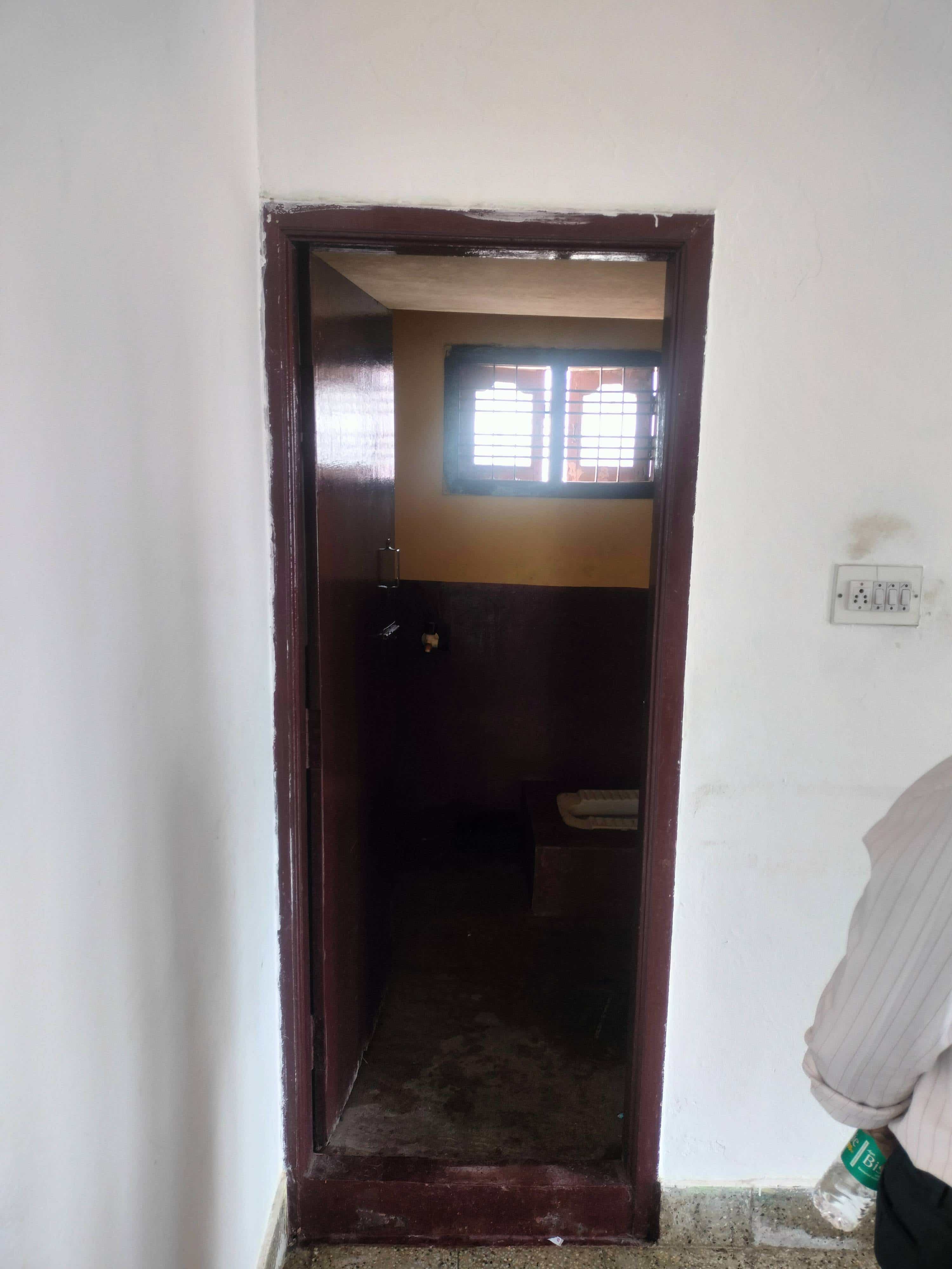 2 BHK Individual House for sale in Hassan Hassan — photo 10