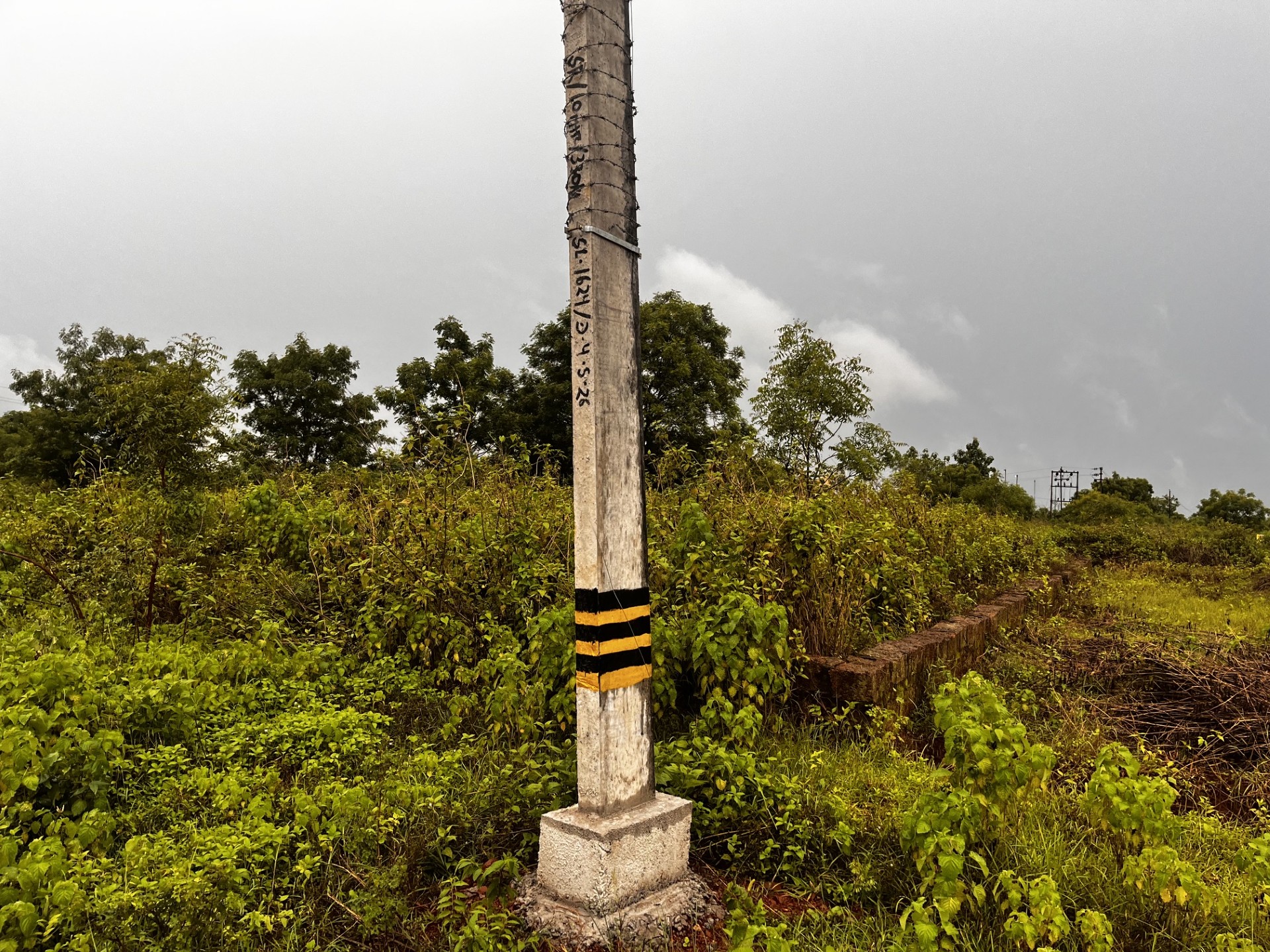 Plot for sale in MAHISAPAT DHENKANAL ODISHA Dhenkanal — photo 2