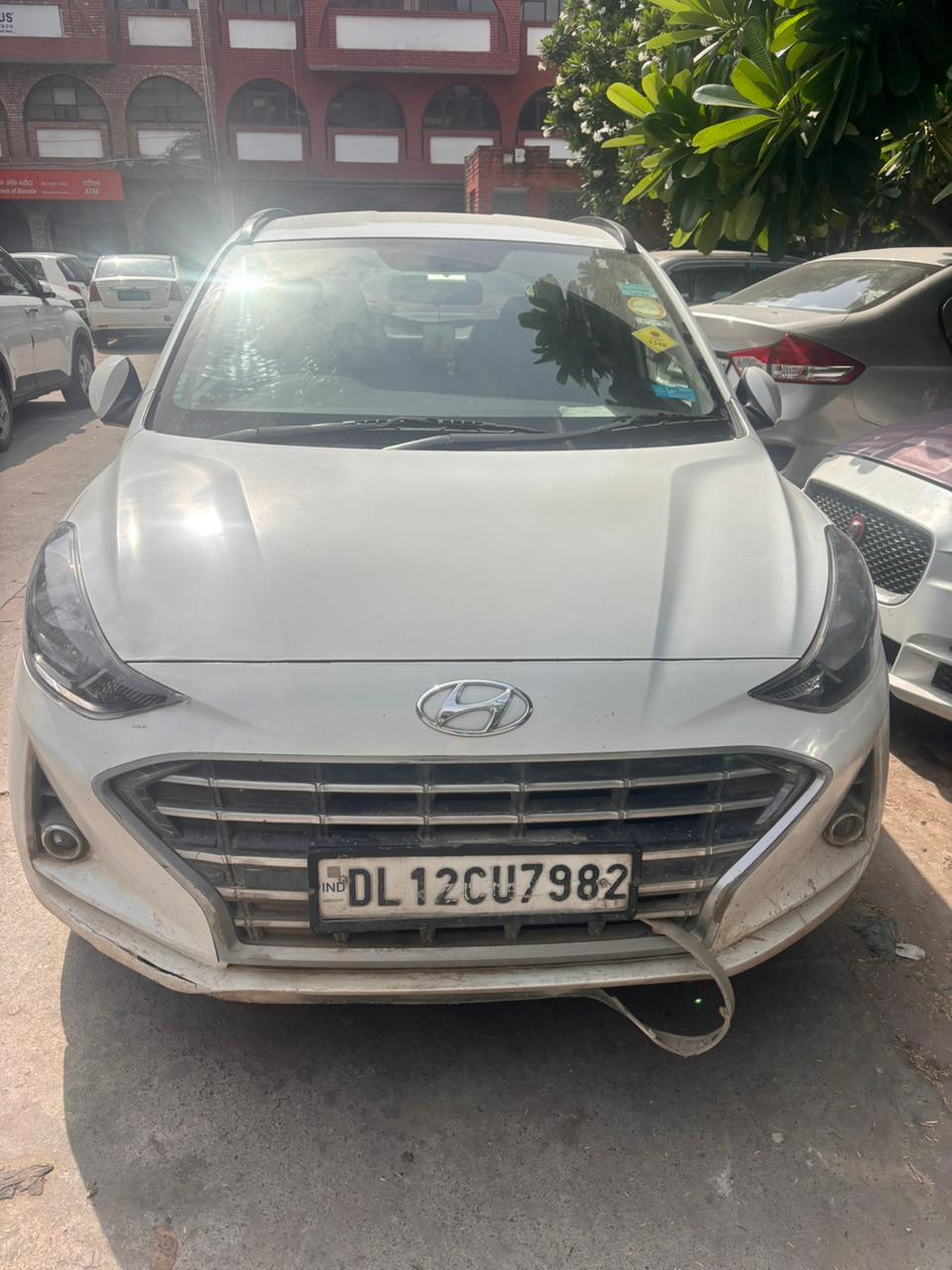 2022 Hyundai Grand i10 NIOS Sportz 1.2 Petrol MT Hatchback 55844 km 4 years for sale in SDMC Parking New Delhi — photo 1
