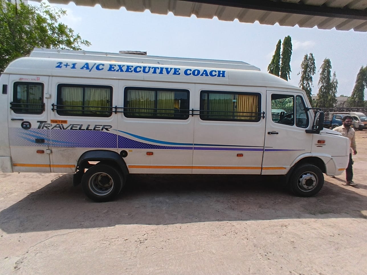 2024 Force Motors Traveller 3700WB/20-Seater Bus 52996 km 2 years for sale in ASA ASSOCIATES Hyderabad — photo 3