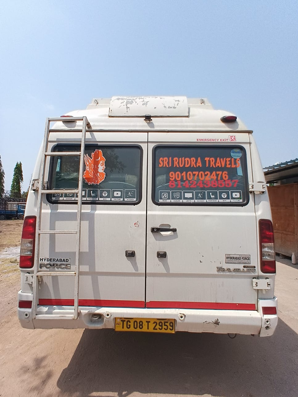 2024 Force Motors Traveller 3700WB/20-Seater Bus 52996 km 2 years for sale in ASA ASSOCIATES Hyderabad — photo 2