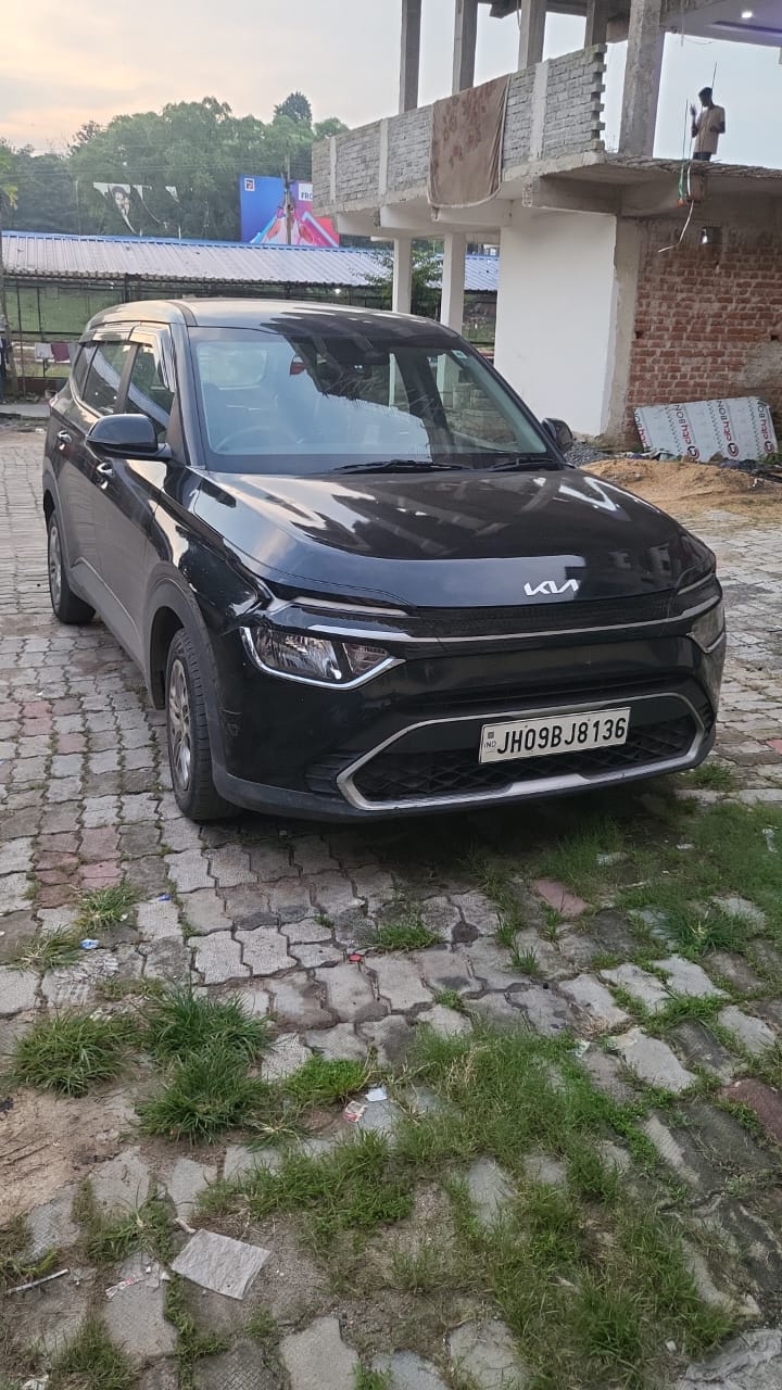 2024 Kia Carens Premium MPV 53707 km 2 years for sale in Nikita Agencies Bokaro Steel City — photo 1