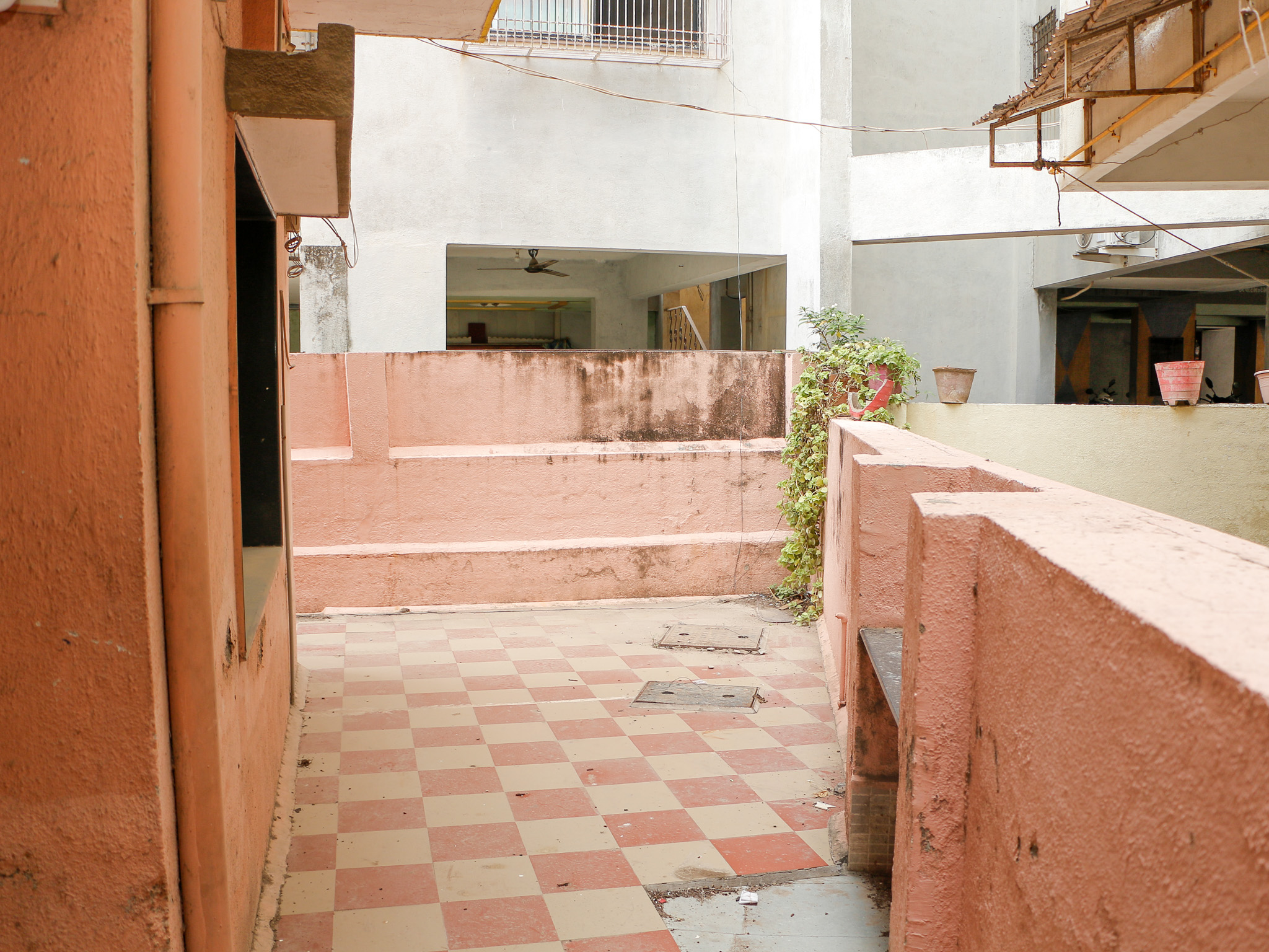 219.66 square meter Bungalow for sale in Oswal Colony Opp Jain Deraser Jamnagar — photo 4