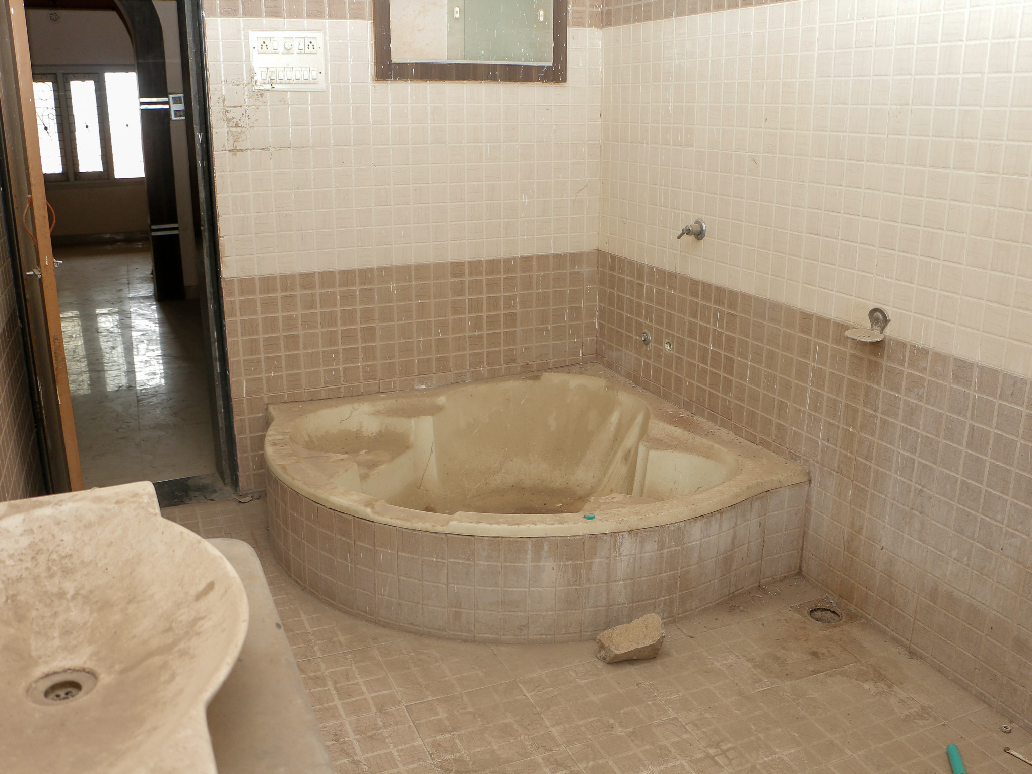 219.66 square meter Bungalow for sale in Oswal Colony Opp Jain Deraser Jamnagar — photo 15