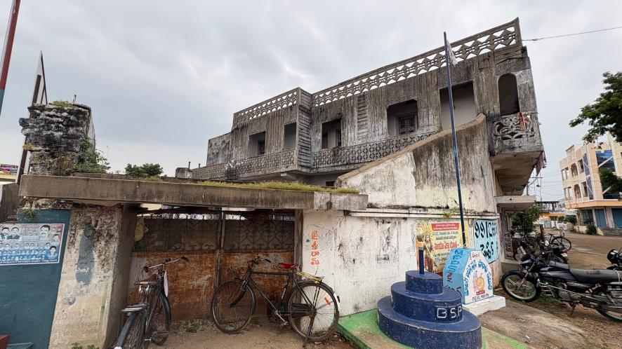 2275 square feet Individual House for sale in kothapally village , Gambhiraopet mandal Karimnagar — photo 1