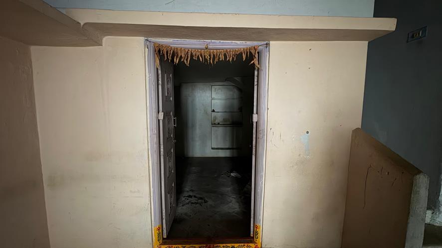 2275 square feet Individual House for sale in kothapally village , Gambhiraopet mandal Karimnagar — photo 6
