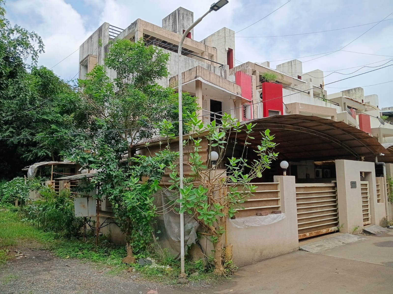 1885 square feet Individual House for sale in SILVASSA Alok City — photo 2