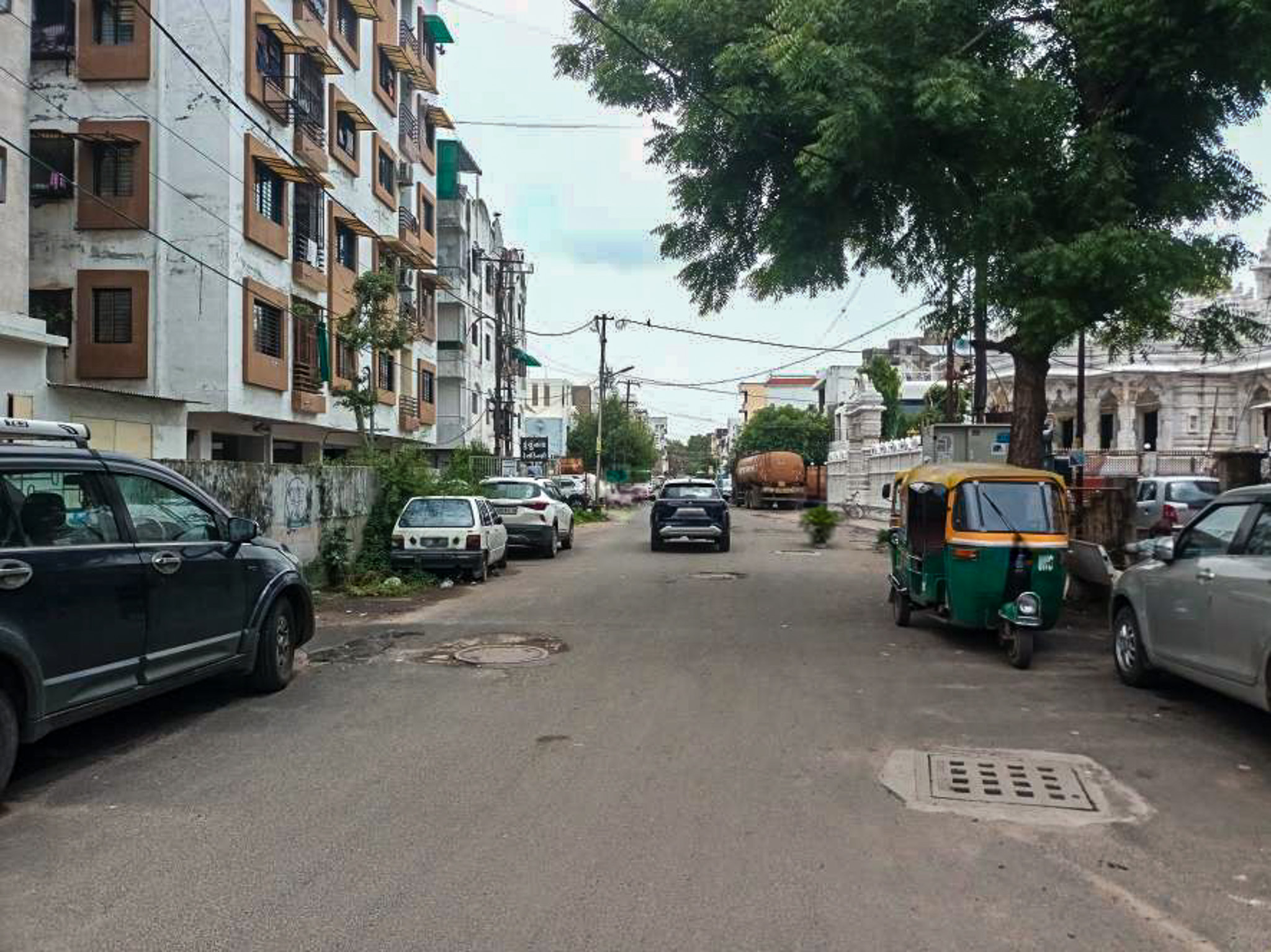 5 BHK Villa for sale in Shree Cooperative Housing Society Ltd., Vadodara Vadodara — photo 3