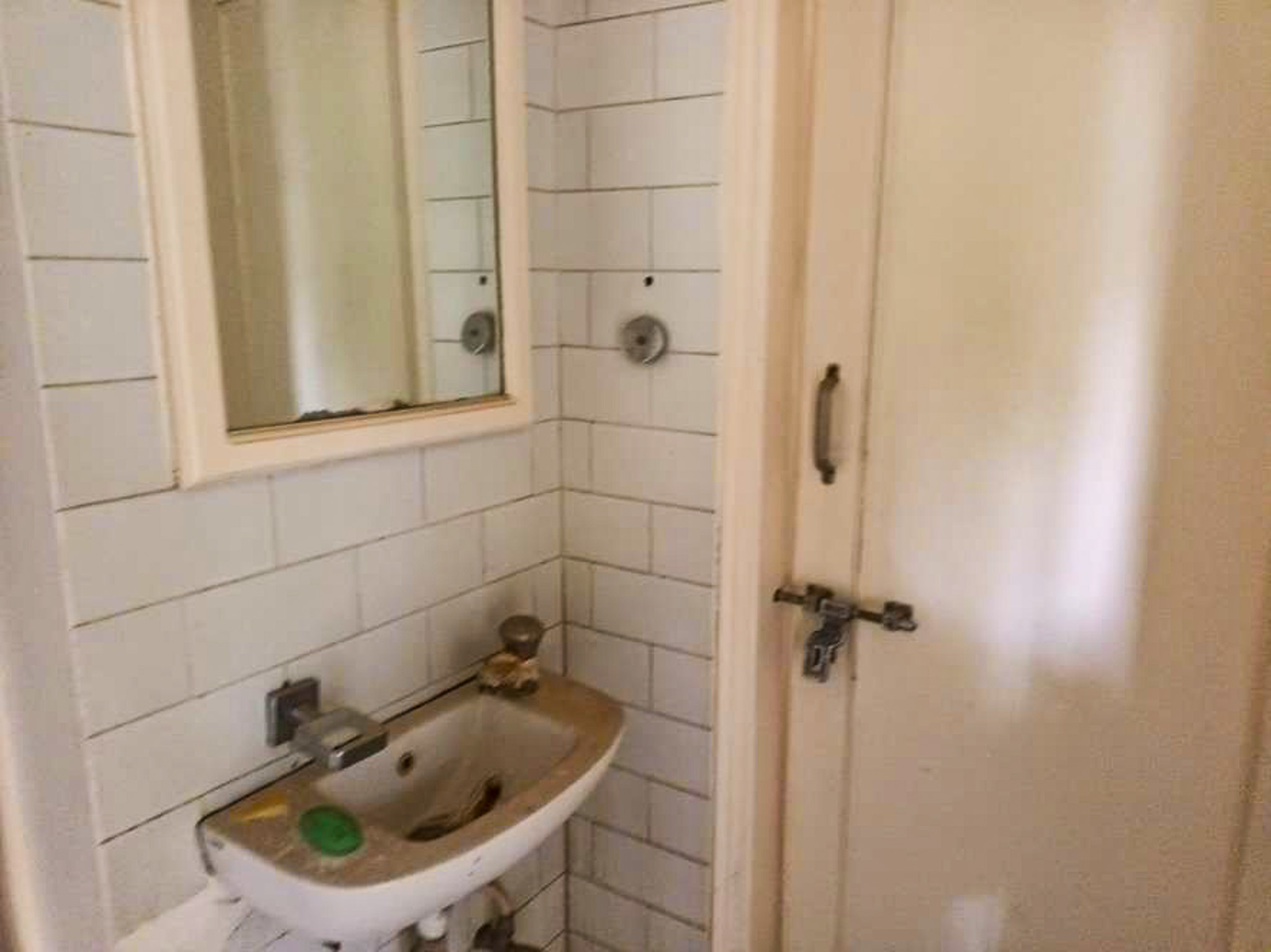 5 BHK Villa for sale in Shree Cooperative Housing Society Ltd., Vadodara Vadodara — photo 9