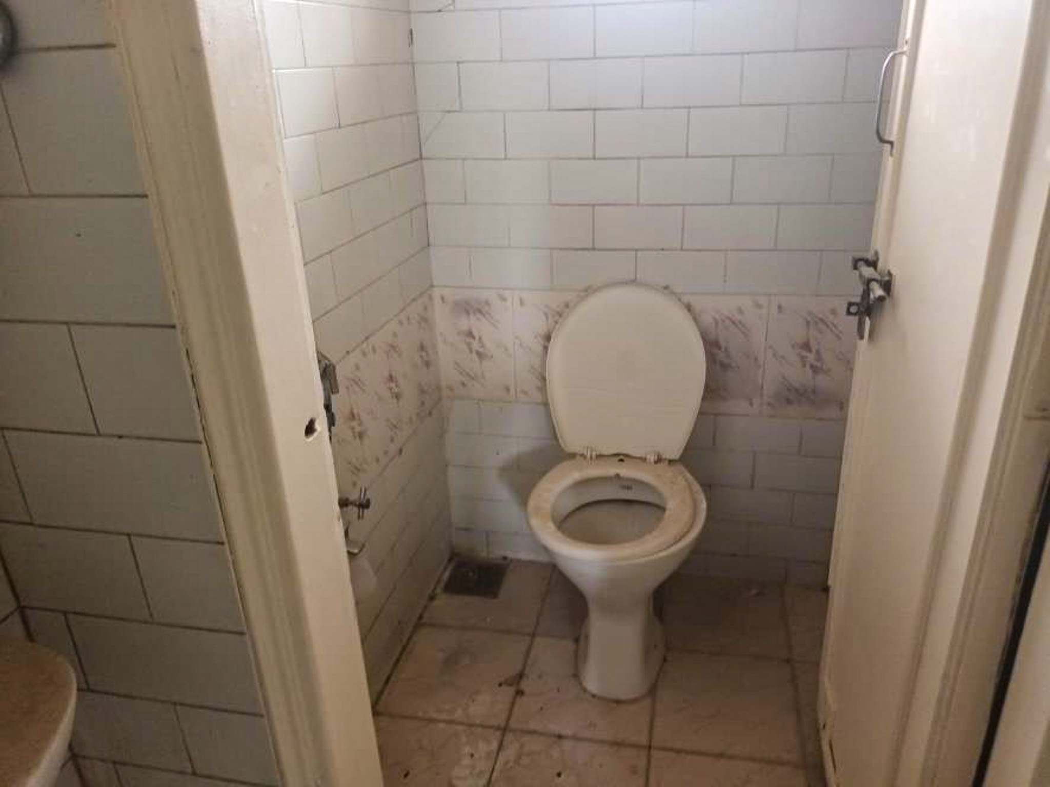 5 BHK Villa for sale in Shree Cooperative Housing Society Ltd., Vadodara Vadodara — photo 10