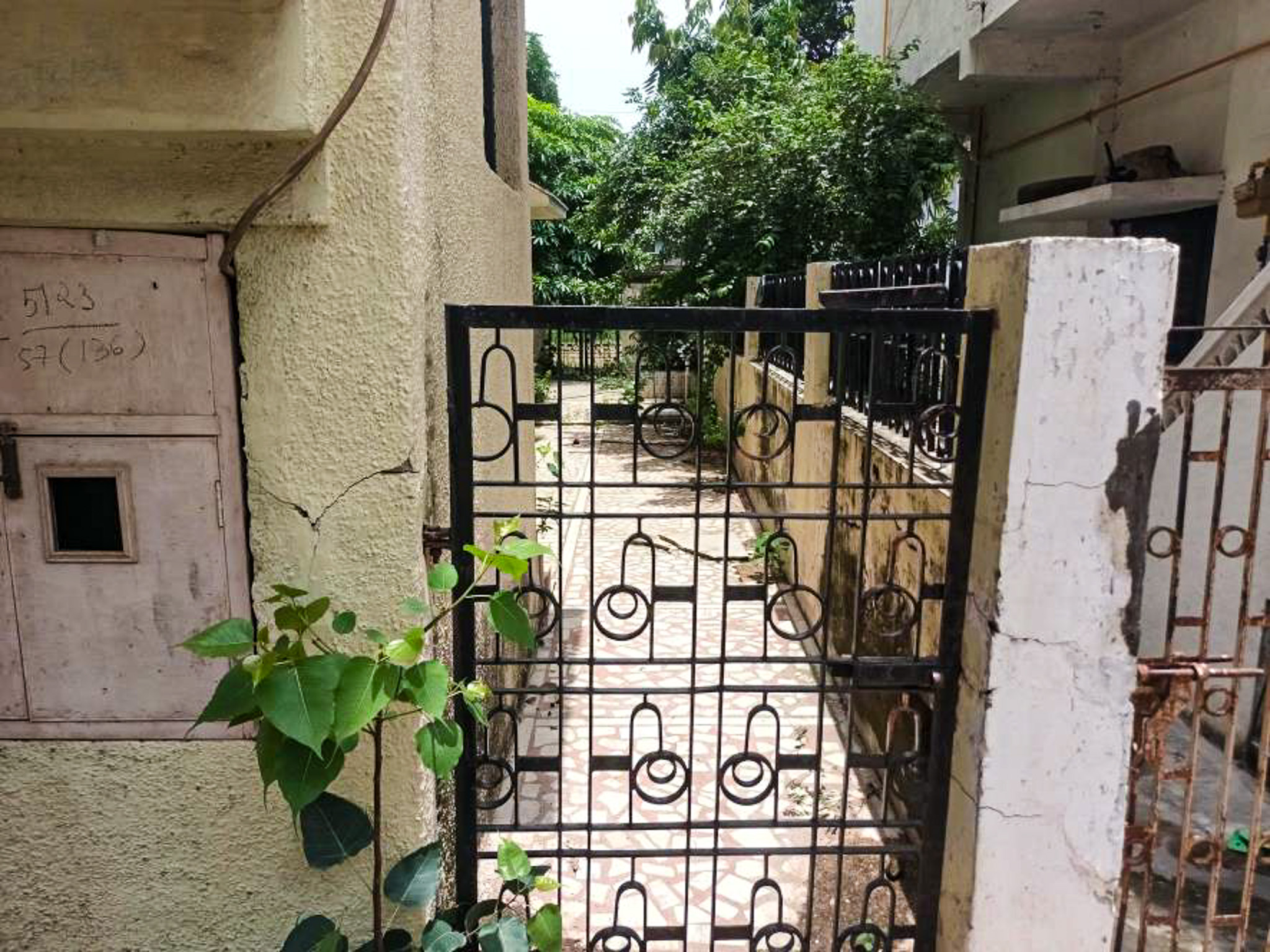 5 BHK Villa for sale in Shree Cooperative Housing Society Ltd., Vadodara Vadodara — photo 14