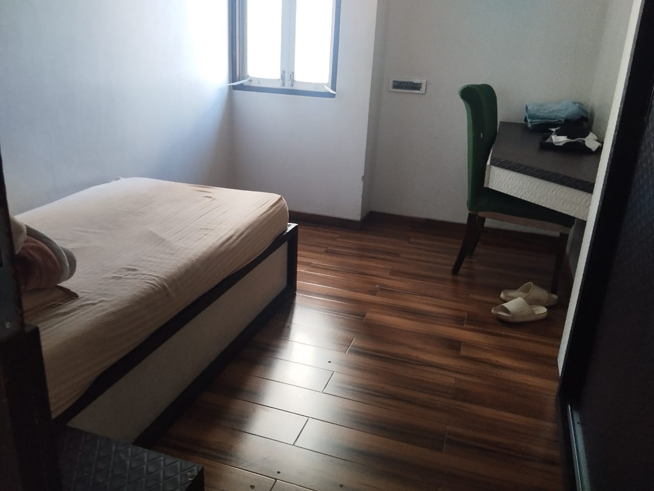 927 square feet Flat for sale in MULUND WEST Mumbai — photo 4