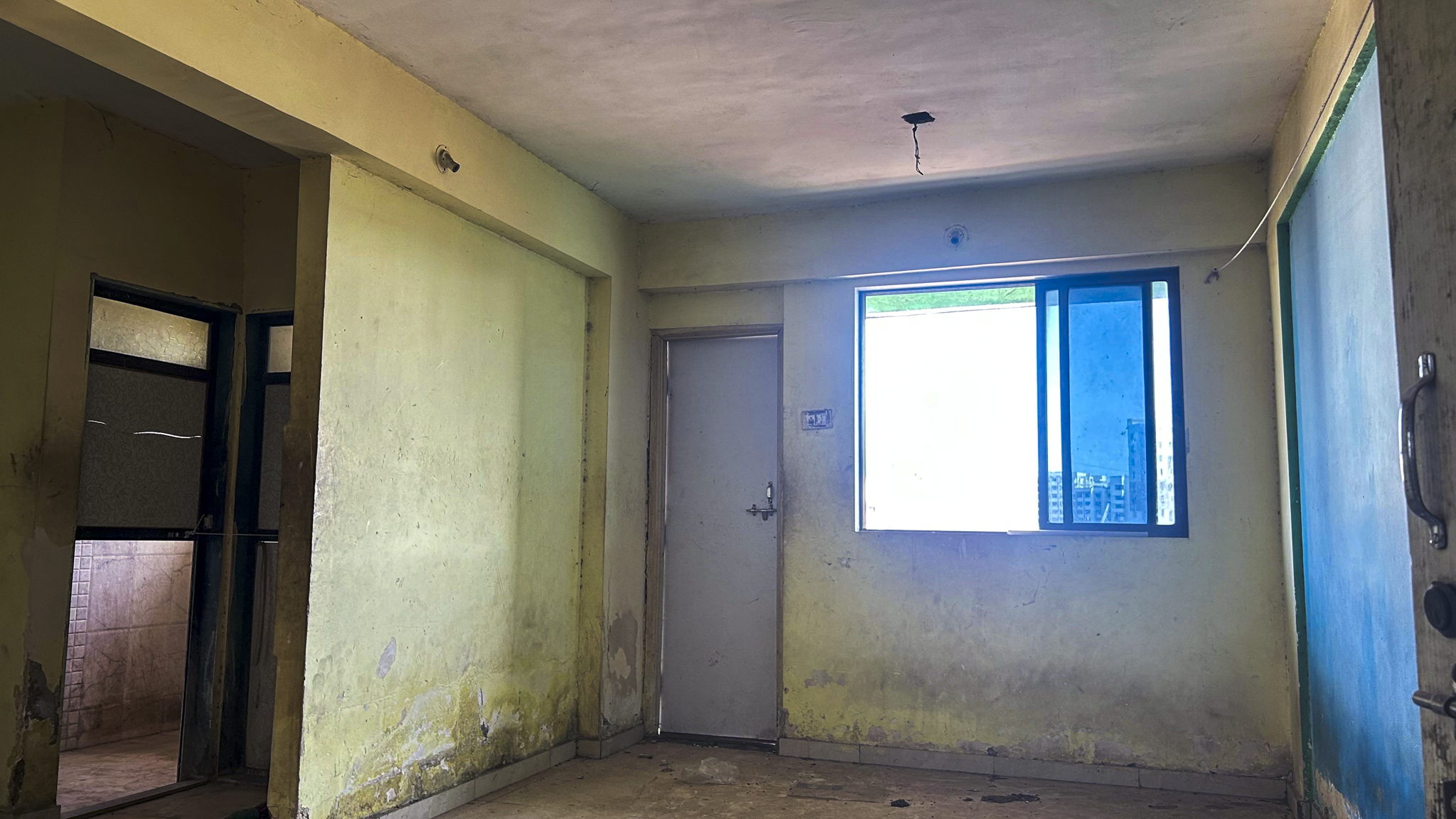 855 square feet Flat for sale in Near Apex Heights Umbergaon — photo 13