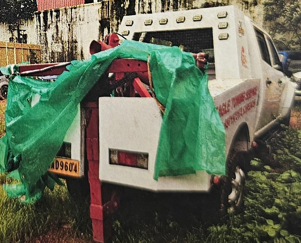 TATA YODHA CREW CABIN4X2VXBSVI GOODS CARRIER WITH REG NO KA19 AD 9604 for sale in GORIGUDDA Mangaluru — photo 3