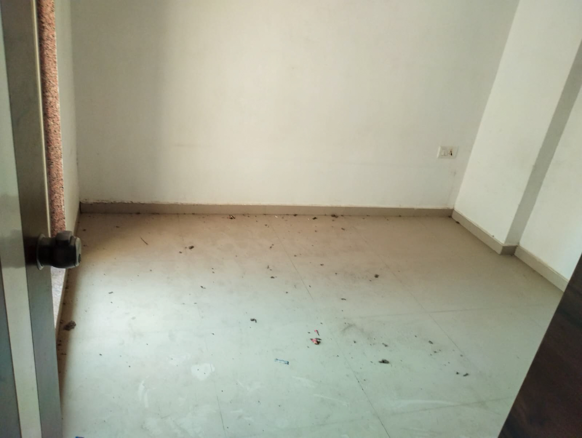 Flat for sale in Gandhinagar. — photo 24